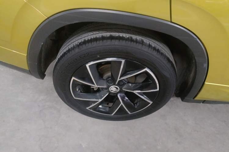 Used Skoda Kamiq 2020 Facelifted GT 1.5L Automatic Flagship Version China VI Standard Exterior 5