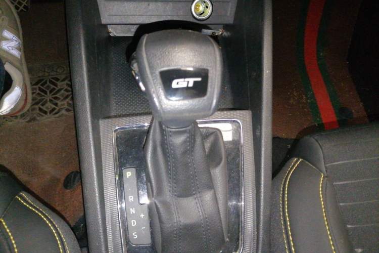Used Skoda Kamiq 2020 Facelifted GT TSI 230 DSG Flagship Edition China VI Standard Gear Lever