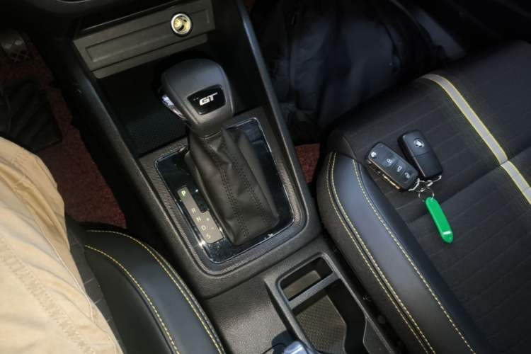 Used Skoda Kamiq 2020 GT 1.5L Automatic Flagship Model China VI Standard Gear Lever