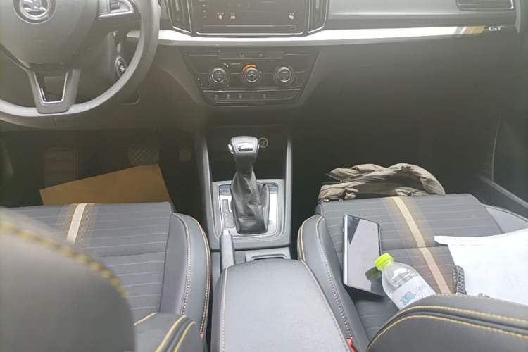 Used Skoda Kamiq 2020 Facelifted GT 1.5L Automatic Flagship Version China VI Standard Gear Lever
