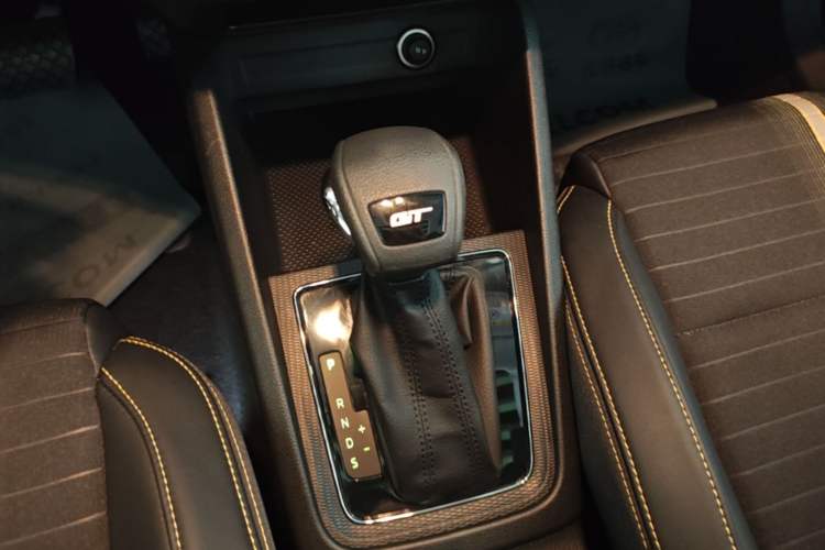 Used Skoda Kamiq 2020 Facelifted GT 1.5L Automatic Flagship Version China VI Standard Gear Lever