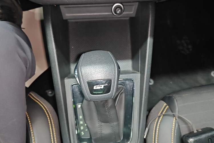 Used Skoda Kamiq 2020 GT TSI 230 DSG Flagship Edition China VI standard Gear Lever