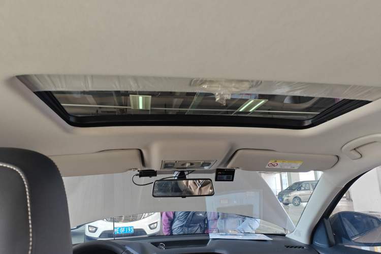 Used Skoda Kamiq 2020 1.5L Automatic Comfort Edition Headliner