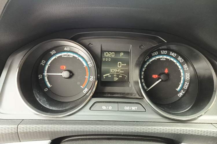 Used Skoda Kamiq 2020 GT TSI 230 DSG Flagship Edition China VI standard Instrument Cluster