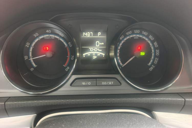 Used Skoda Kamiq 2020 Facelifted GT TSI 230 DSG Flagship Edition China VI Standard Instrument Cluster