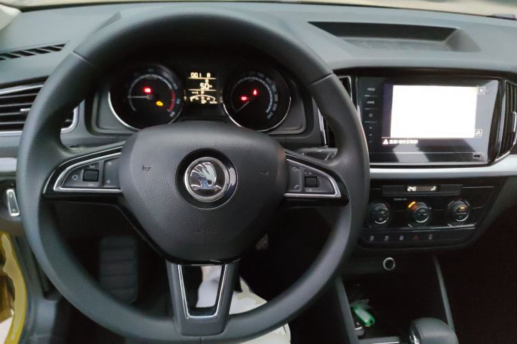 Used Skoda Kamiq 2020 GT TSI 230 DSG Flagship Edition China VI standard Interior 2