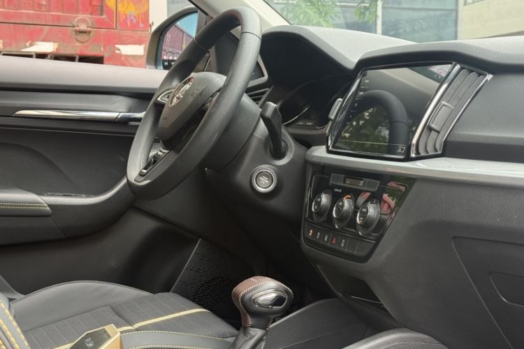 Used Skoda Kamiq 2020 GT TSI 230 DSG Flagship Edition China VI standard Interior 3