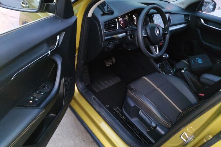 Used Skoda Kamiq 2020 GT TSI 230 DSG Flagship Edition China VI standard Interior 3