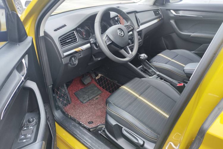 Used Skoda Kamiq 2020 Facelifted GT 1.5L Automatic Flagship Version China VI Standard Interior 5