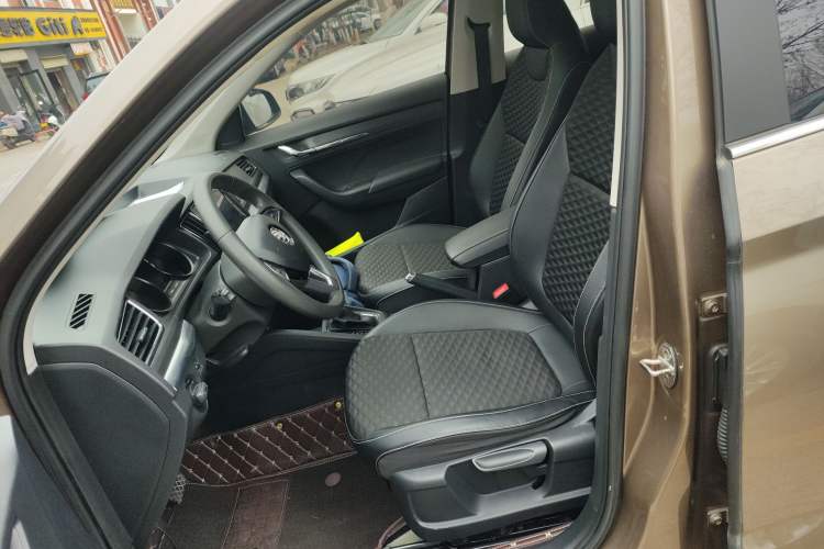 Used Skoda Kamiq 2020 1.5L Automatic Comfort Edition Left Front Seat