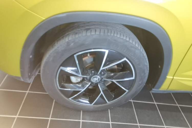 Used Skoda Kamiq 2020 GT TSI 230 DSG Flagship Edition China VI standard Left Front Wheel Hub