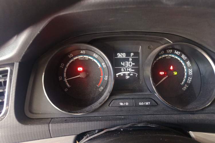 Used Skoda Kamiq 2020 GT TSI 230 DSG Flagship Edition China VI standard Odometer Close Up