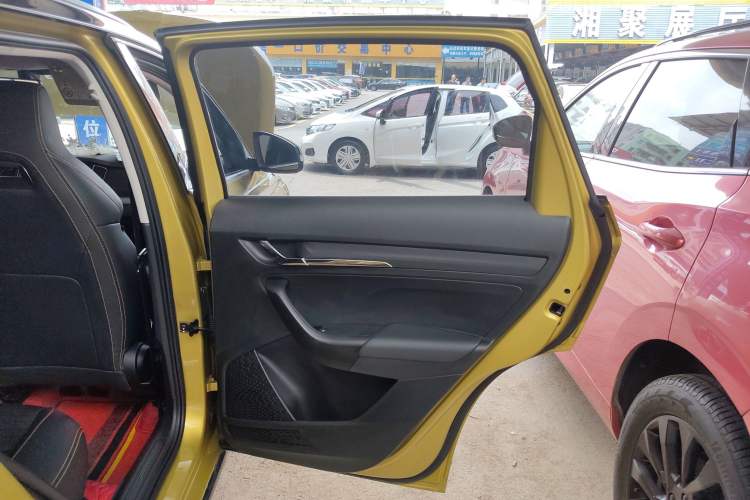 Used Skoda Kamiq 2020 GT TSI 230 DSG Flagship Edition China VI standard Right Rear Door Interior