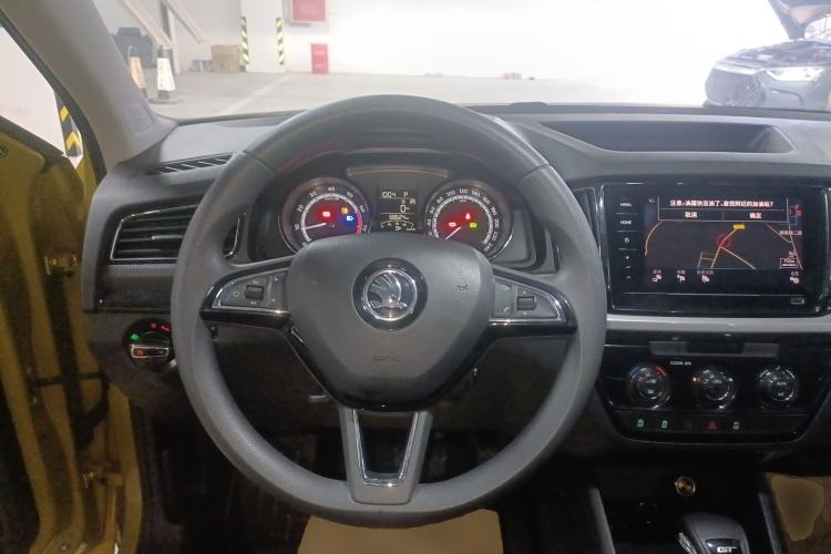 Used Skoda Kamiq 2020 Facelifted GT 1.5L Automatic Flagship Version China VI Standard Steering Wheel