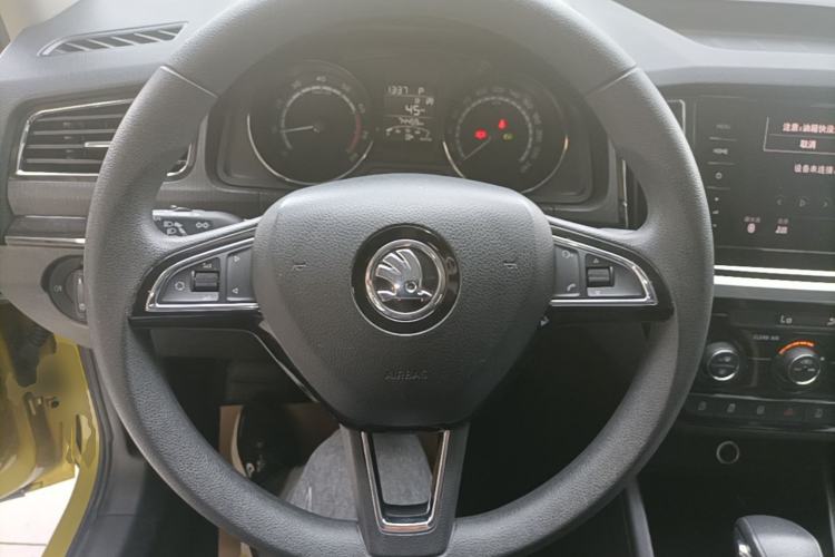 Used Skoda Kamiq 2020 Facelifted GT 1.5L Automatic Flagship Version China VI Standard Steering Wheel