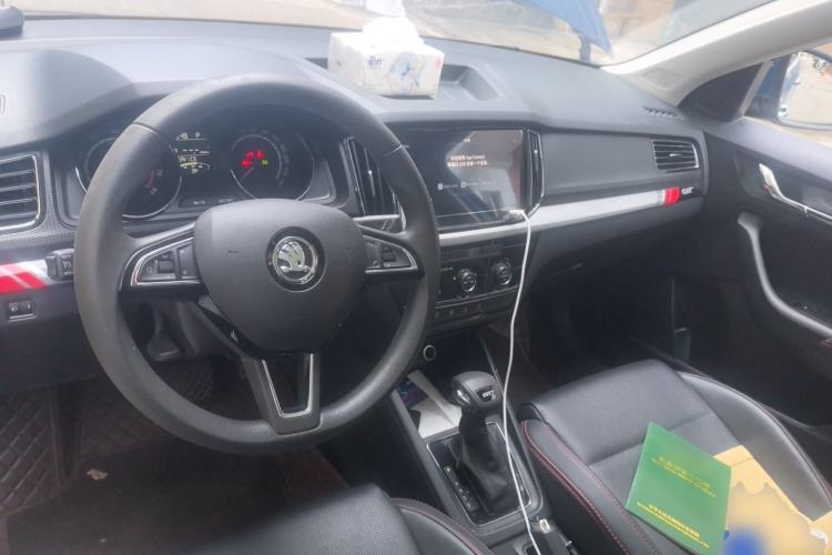 Used Skoda Kamiq 2021 GT 1.5L Automatic Flagship Edition Center Console