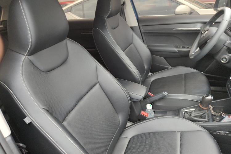 Used Skoda Kamiq 2021 1.5L Automatic Comfort Edition Right Front Seat