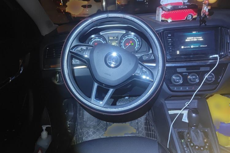 Used Skoda Kamiq 2021 1.5L Automatic Comfort Edition Steering Wheel