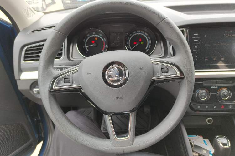 Used Skoda Kamiq 2021 1.5L Automatic Comfort Edition Steering Wheel