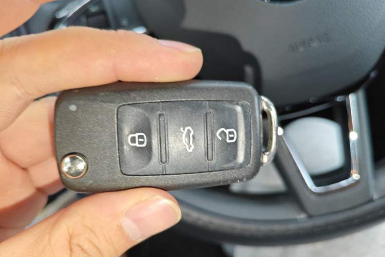 Used Skoda Kamiq 2021 1.5L Automatic Comfort Edition Vehicle Key