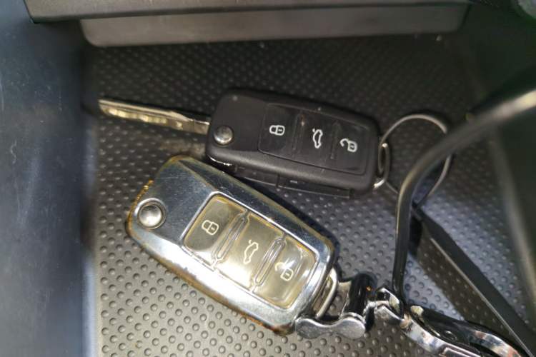 Used Skoda Kamiq 2021 1.5L Automatic Comfort Edition Vehicle Key