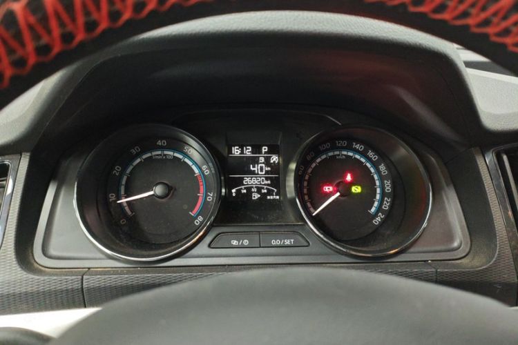Used Skoda Kamiq 2021 1.5L Automatic Standard Edition Odometer Close Up