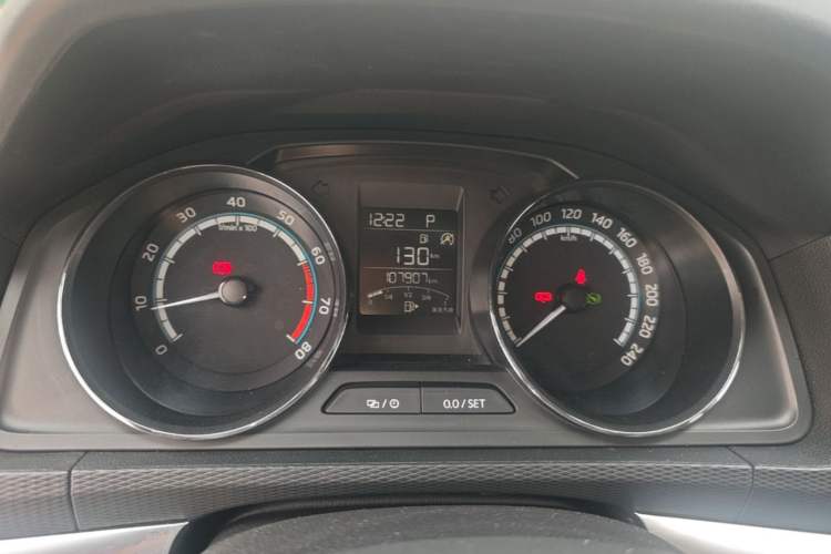 Used Skoda Kamiq 2021 1.5L Automatic Comfort Edition Instrument Cluster