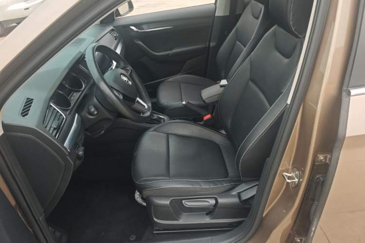 Used Skoda Kamiq 2021 1.5L Automatic Comfort Edition Left Front Seat
