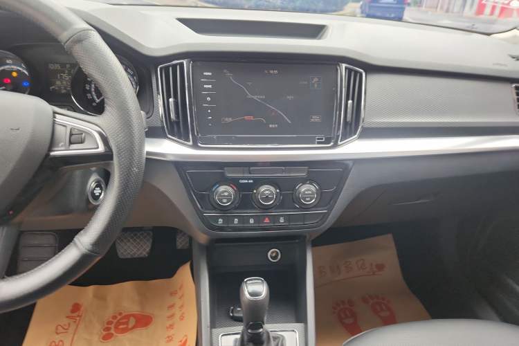 Used Skoda Kamiq 2021 1.5L Automatic Comfort Edition Audio And AC Panel