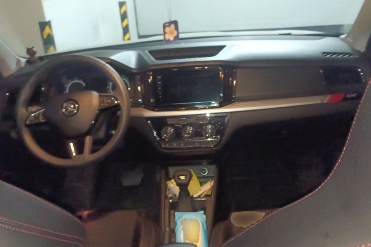 Used Skoda Kamiq 2021 GT 1.5L Automatic Flagship Edition Center Console