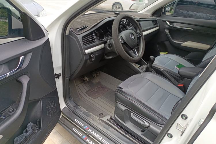 Used Skoda Kamiq 2021 1.5L Manual Standard Edition Driver Seat