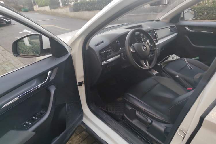 Used Skoda Kamiq 2021 1.5L Automatic Standard Edition Driver Seat