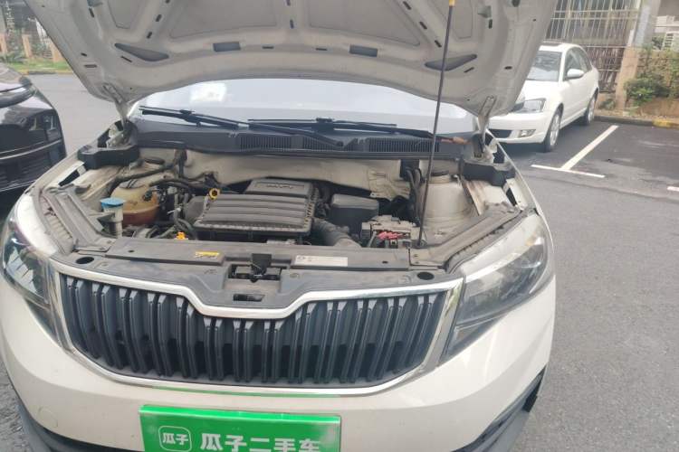 Used Skoda Kamiq 2021 1.5L Manual Standard Edition Engine Bay Left