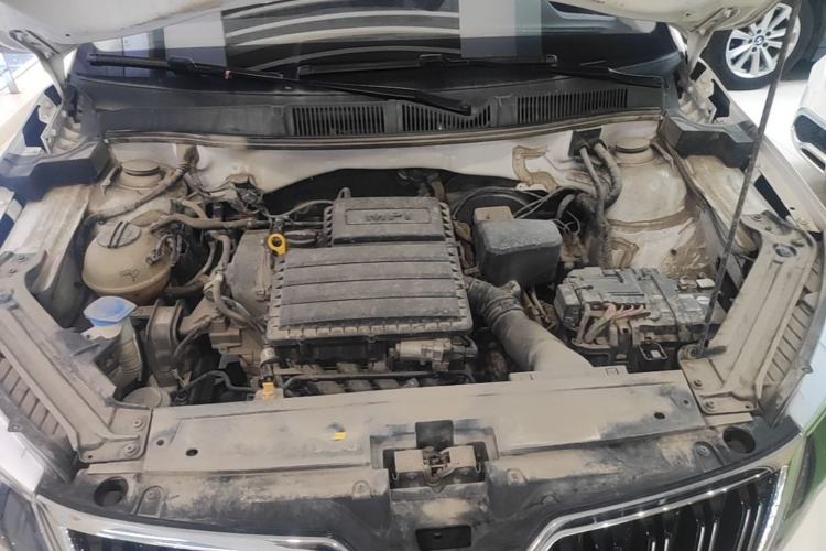 Used Skoda Kamiq 2021 1.5L Automatic Comfort Edition Engine Bay