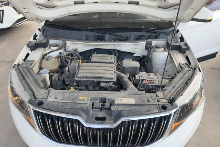 Used Skoda Kamiq 2021 1.5L Automatic Comfort Edition Engine Bay