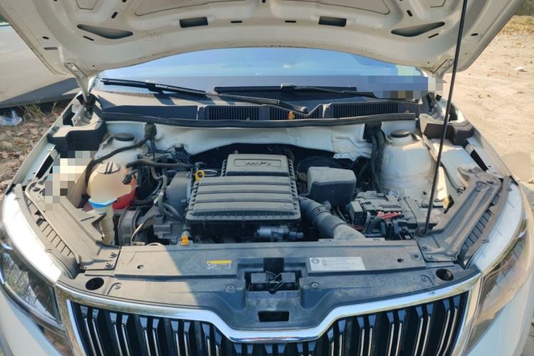 Used Skoda Kamiq 2021 1.5L Automatic Comfort Edition Engine Bay