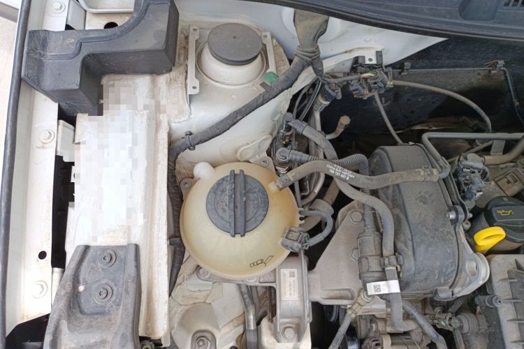 Used Skoda Kamiq 2021 1.5L Manual Standard Edition Engine Bay Right