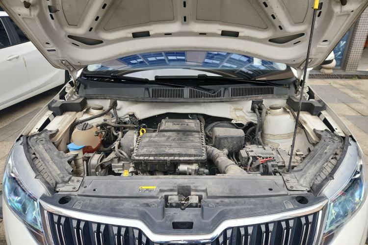 Used Skoda Kamiq 2021 1.5L Automatic Comfort Edition Engine Bay