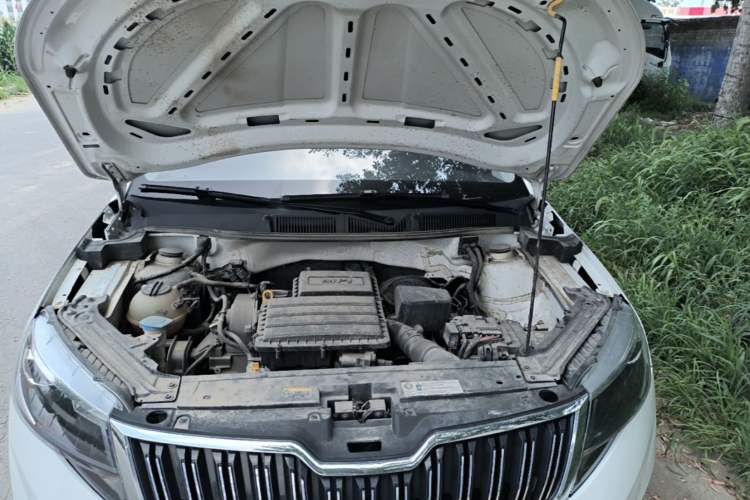 Used Skoda Kamiq 2021 1.5L Automatic Comfort Edition Engine Bay