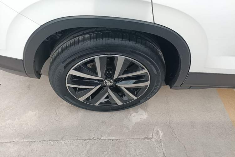 Used Skoda Kamiq 2021 1.5L Automatic Comfort Edition Exterior 5