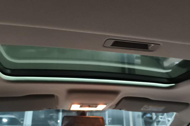 Used Skoda Kamiq 2021 1.5L Automatic Comfort Edition Headliner