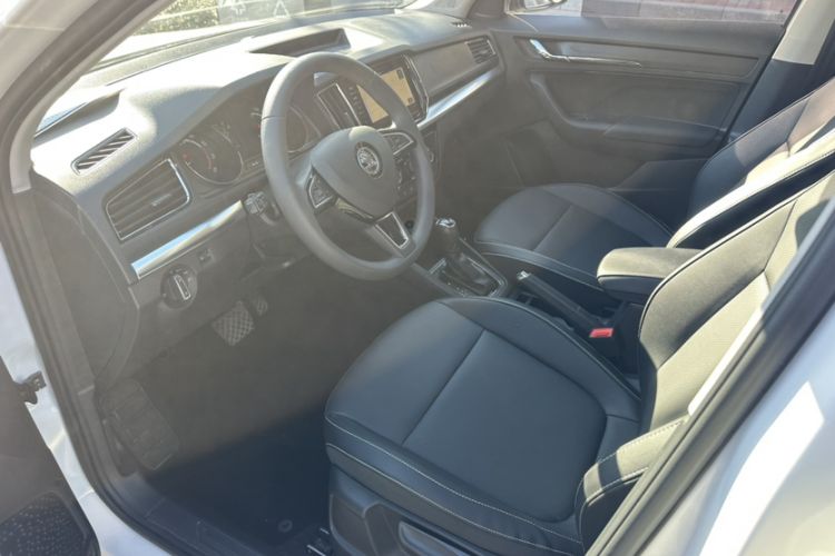Used Skoda Kamiq 2021 1.5L Automatic Comfort Edition Interior 4
