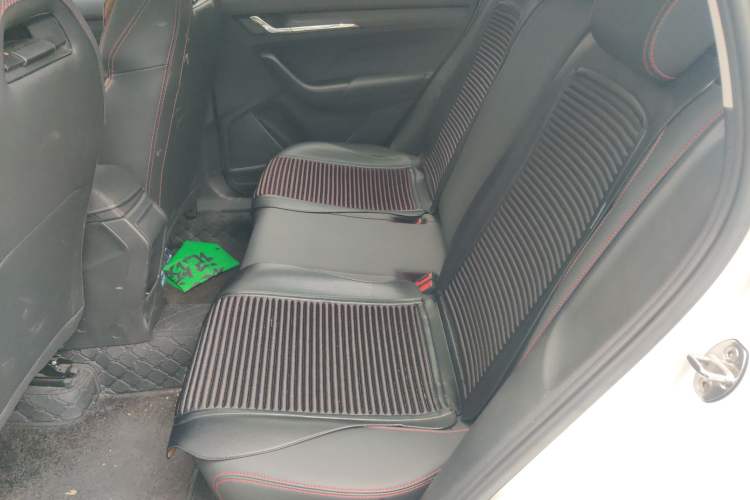 Used Skoda Kamiq 2021 GT TSI 230 DSG Flagship Edition Interior 4