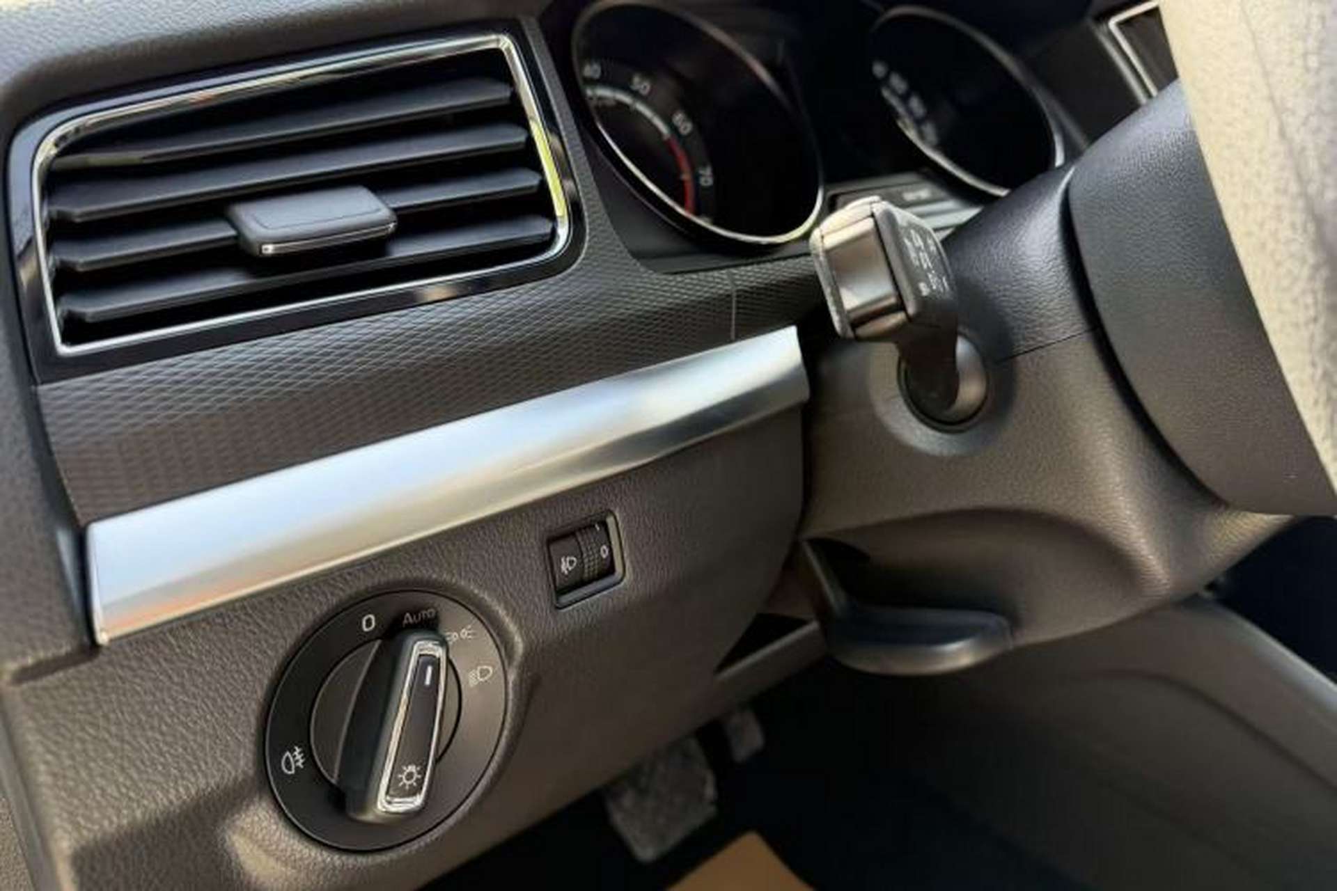 Used Skoda Kamiq 2021 1.5L Automatic Comfort Edition Interior 7