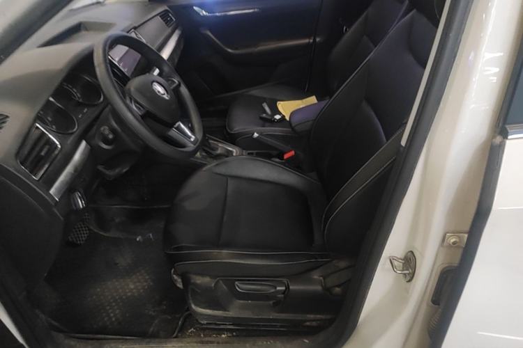 Used Skoda Kamiq 2021 1.5L Automatic Comfort Edition Left Front Seat