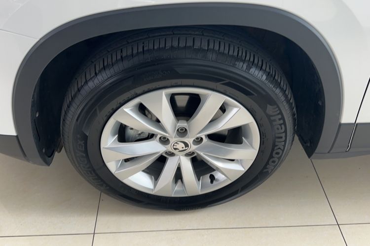 Used Skoda Kamiq 2021 1.5L Automatic Standard Edition Left Front Wheel Hub
