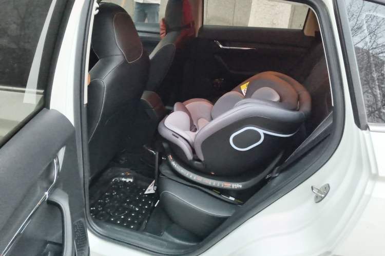 Used Skoda Kamiq 2021 1.5L Automatic Comfort Edition Left Rear Seat