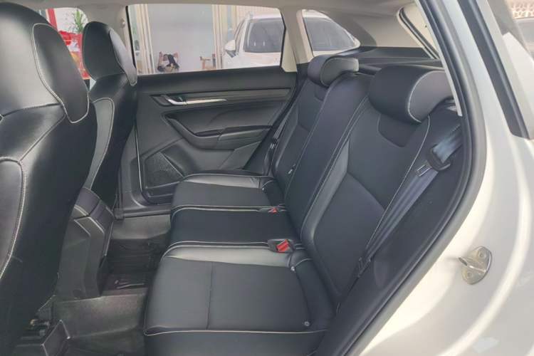 Used Skoda Kamiq 2021 1.5L Automatic Comfort Edition Left Rear Seat
