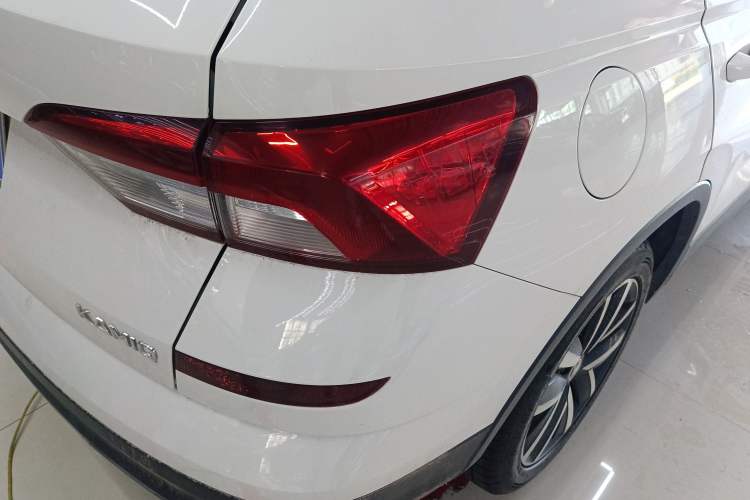 Used Skoda Kamiq 2021 1.5L Automatic Comfort Edition Right Rear Taillight