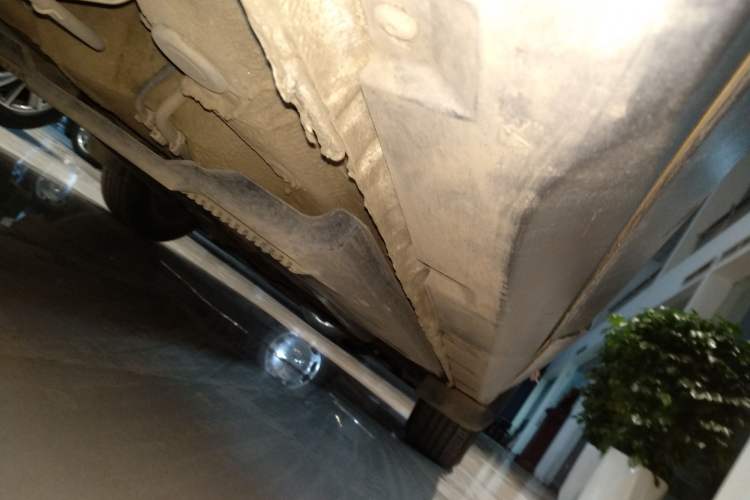 Used Skoda Kamiq 2021 1.5L Automatic Standard Edition Right Side Sill